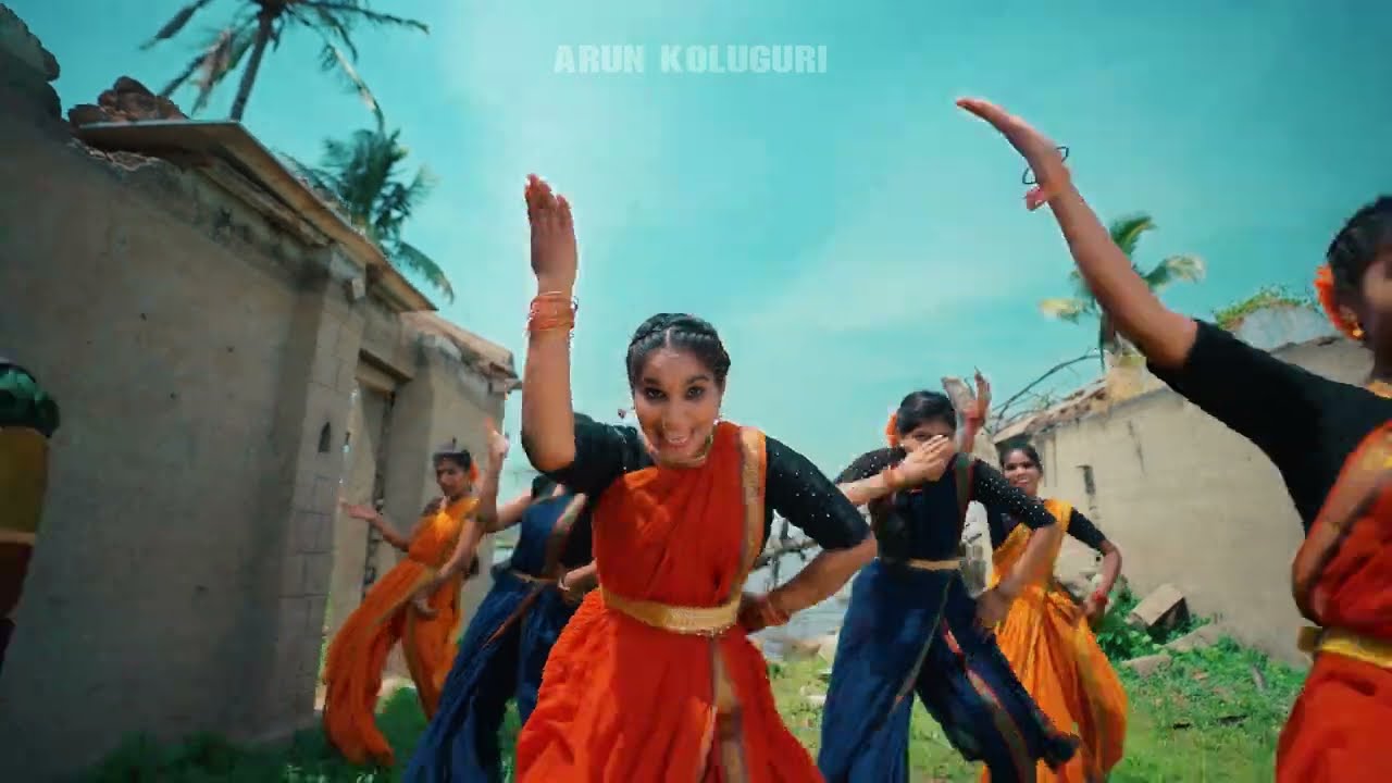 Malle Chettu Kindikelli Madano Na Vayari Song    NagaDurga   MamidiMounika   PLRMusic