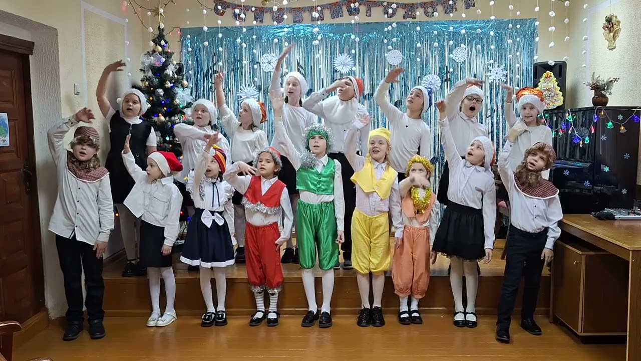 Хор младших классов 