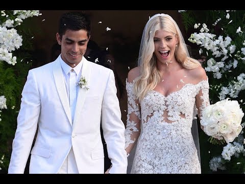 victoria’s-secret-model-devon-windsor-tripled-up-on-wedding-rings---fox-news