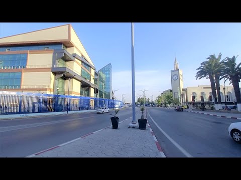 تابعو جولة رائعة عبر ساحة الميناء بمدينة عنابة