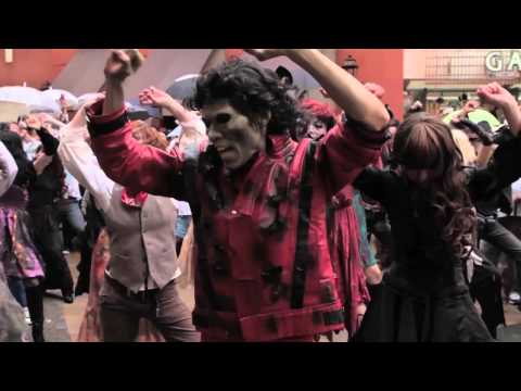 『Thriller』Flash Mob at 川崎ハロウィン2012