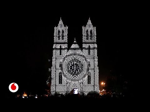 Video: Monumentos En Proyección