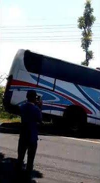 Laka Lantas  ​Bus Mira vs Bus Eka vs Bus Sumber Selamat di Ngawi Tgl 17 April 18