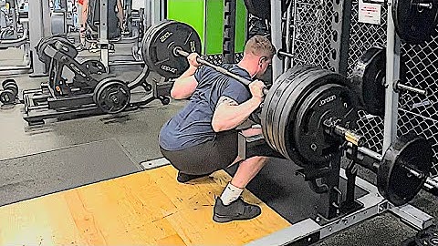 180kg Paused Squat