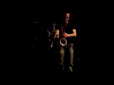 Esa Pietilä - Karhea Esa Pietilä - Karhea