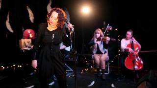 Franka De Mille - Bridge The Roads - HD - full band live Video