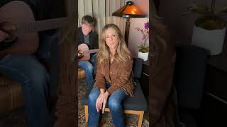 Rita Wilson - Everybody Cries (Acoustic Performance)