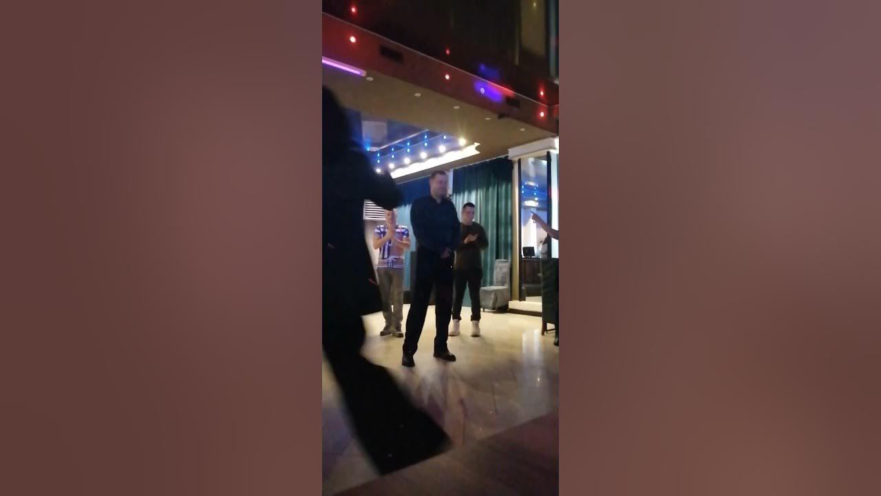 пляска в пабе 4 буквы. бар и танцы, тюмень. ребята в баре. арт паб. пляска в пабе 4 буквы.