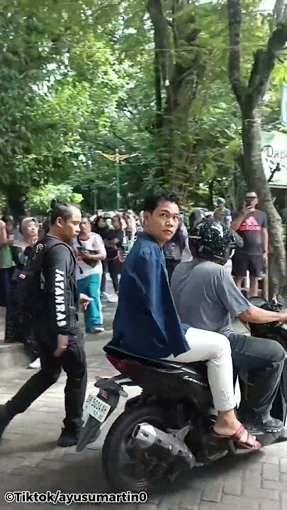 Reaksi Agus Buntung Diteriaki  Oleh Warga Setempat