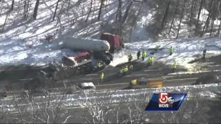 Interstate shut down after propane tank rollover crash