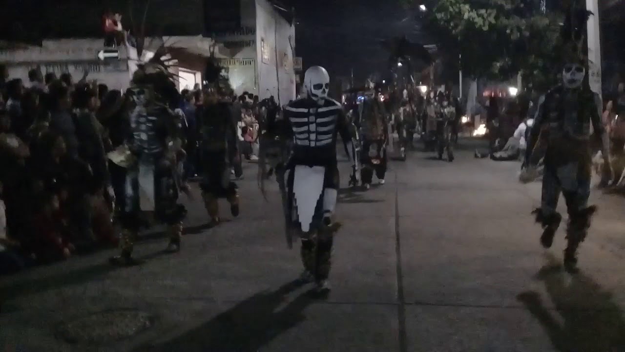 Paseo de las luminarias 2018 Celaya Gto. YouTube