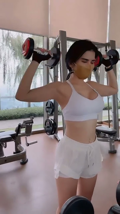 Maria Vania Sexy Armpit 😍