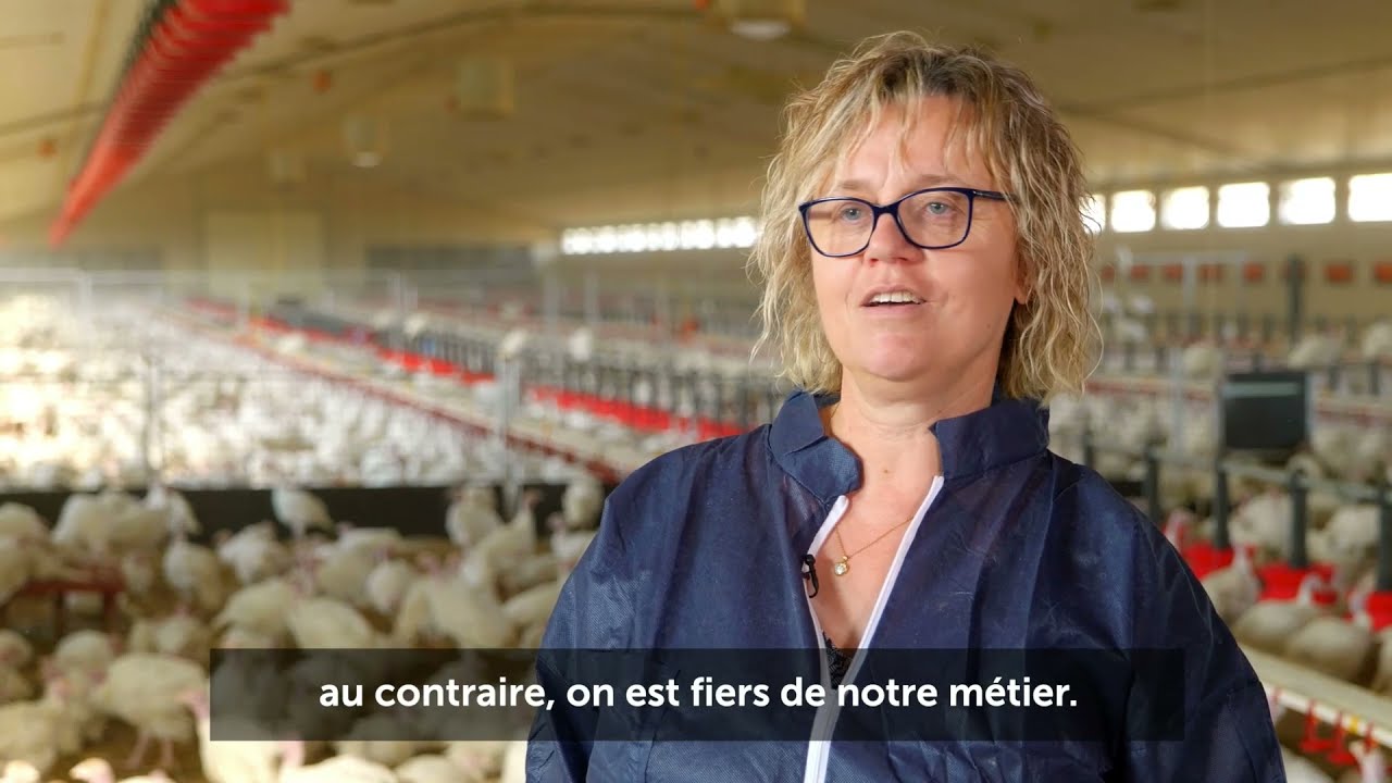 Un élevage de volaille La Nouvelle Agriculture® qui amène du bien-être aux animaux et aux éleveurs