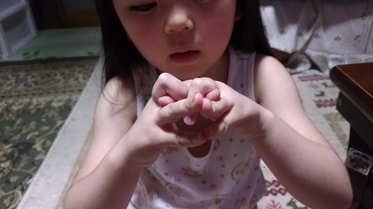 手でカエル ヘビ を作ります 手遊び 指遊び Youtube