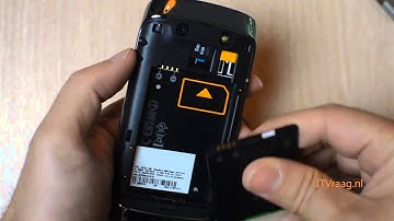 BlackBerry Torch 9860 - Removing Cover/Battery/SIM/SD Card