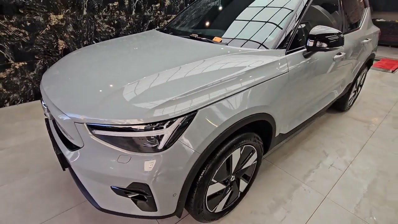 Volvo EX40 Llumar Boya Koruma Filmi Polisaj İşlemi Tech Crystal Seramik Kaplama  Llumar Cam Filmi