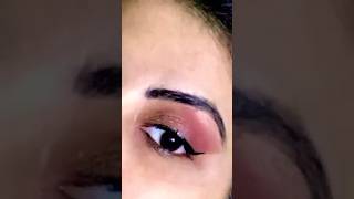 Easiest eyeshadow hack using fingers only #festivemakeup #youtube #shorts