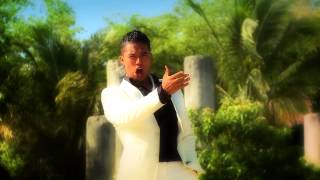 Video thumbnail of "Mi Tributo (A Dios Sea la Gloria) - Erik Roberto (Video Oficial)"