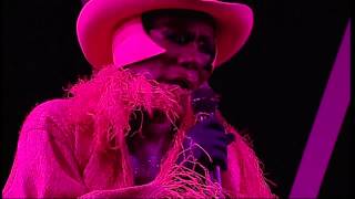 Grace Jones - My Jamican Guy - Live @ AVO Session 2009 HD