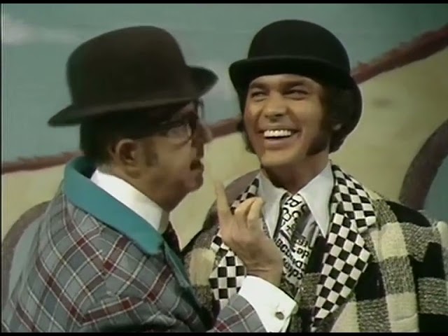 Engelbert Humperdinck - The Night They Raided Minsky's spoof class=