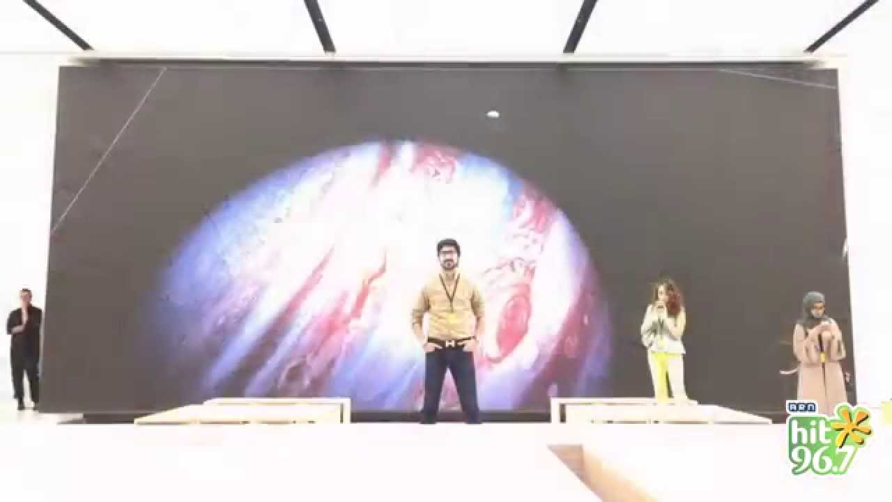 camera iphone 8 plus apk First look at Apple Store in Dubai that is scheduled to open on Thursday with Arfaz!!!!!