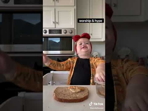 Big Bow Cooking Show #20 (Thanksgiving Leftover Turkey Sandwitch)