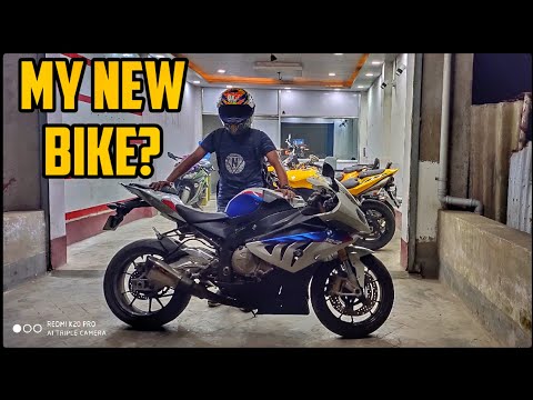picking-up-the-bmw-s1000rr-from-joy-bike's-point
