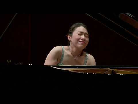 Strauss/Schulz-Evler Arabesques on the 'The Blue Danube' (Ching-Yun Hu)