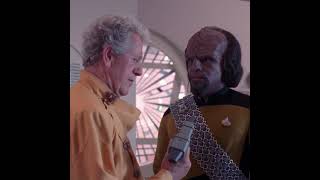 Worf admires gall – TNG no context