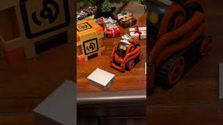 Vectors open their Christmas presents | Vectorrobot.ddl on TikTok 1-1-2025