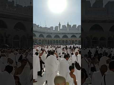 لحظة غروب الشمس على الكعبة المشرفة