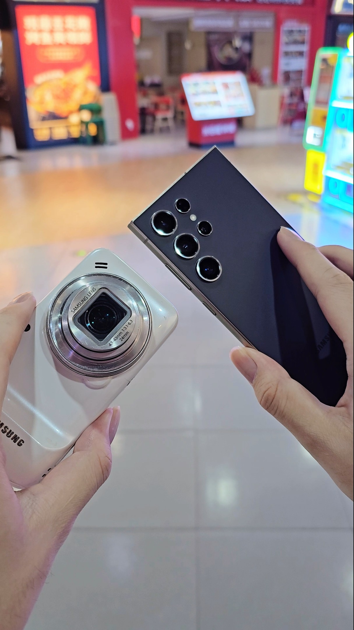 The best smartphone from 10 years ago vs. the new flagship! Galaxy S4 Zoom vs. S24 Ultra 10x