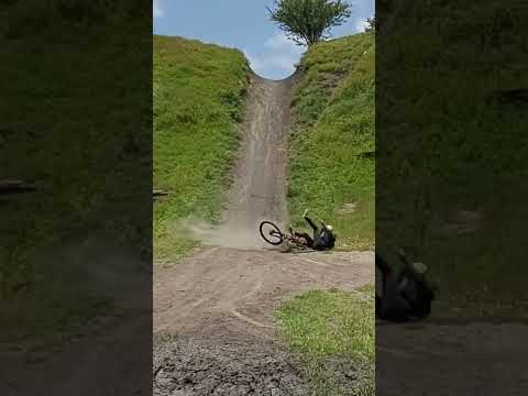 Caída brutal!. #mtb