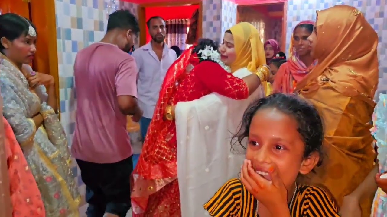 সবাইকে কাঁদিয়ে ছোট বোন শ্বশুর বাড়ি যায়!😥