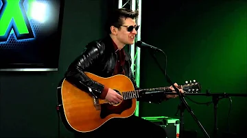Arctic Monkeys - Why'd You Only Call Me When You're High ? - Acoustic @ 97X Green Room