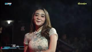 D'RADJA PASTI AJA SALAH DIFARINA INDRA