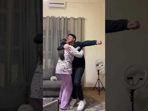 رقص شب و والدته على أغنية كلمة أديوس ماضل احلى من هيك