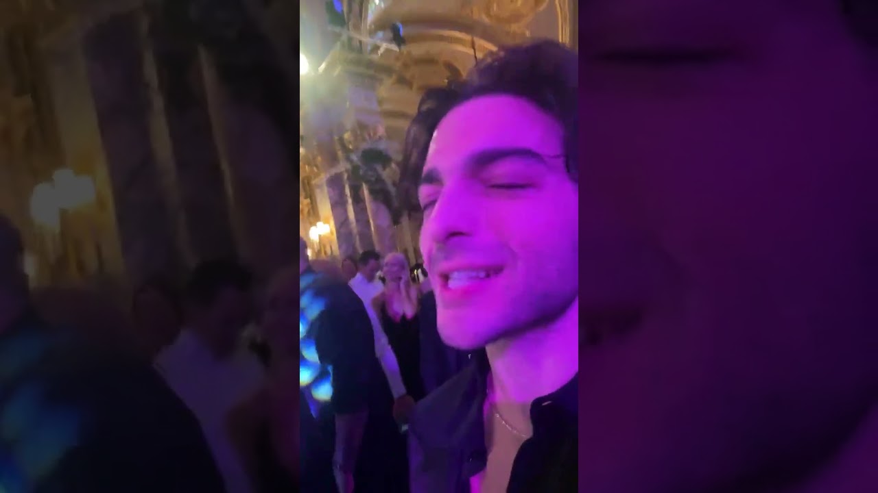 Robbie Williams Consert with Gianluca Ginoble