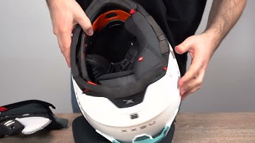 How to Install the Lining and Cheek Pads on the NEXX X.WST3 Helmet