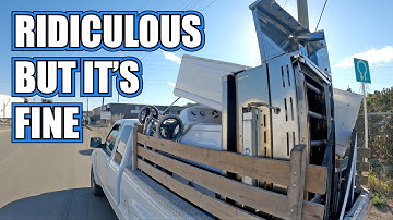 Dumpster Diving Street Scrapping - Looks Ridiculous But It