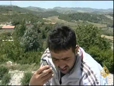 تواصول بناء المخيمات لاستيعاب اللاجئين السوريين