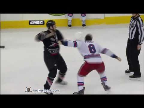 Brandon Prust vs Jay Harrison Jan 20, 2011