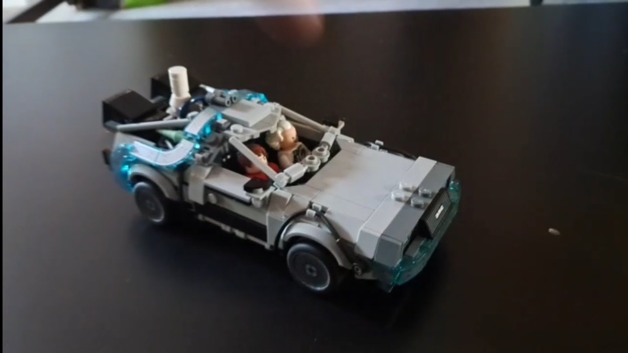 LEGO Delorean 2026 mod openable doors and movable wheels