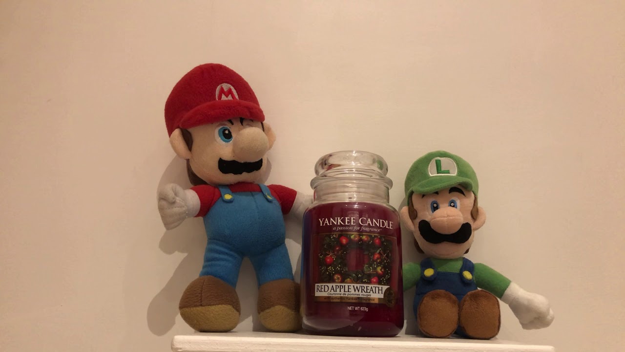 Yankee Candle Red Apple Wreath