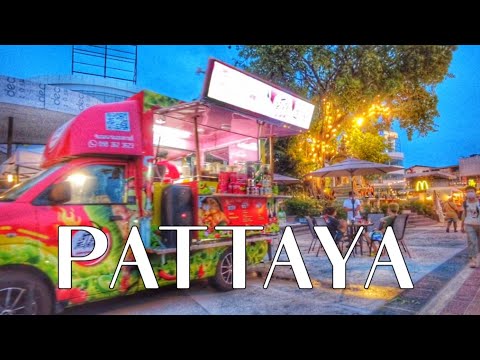 Pattaya Beach Road around Restaurants | 20 July 2022