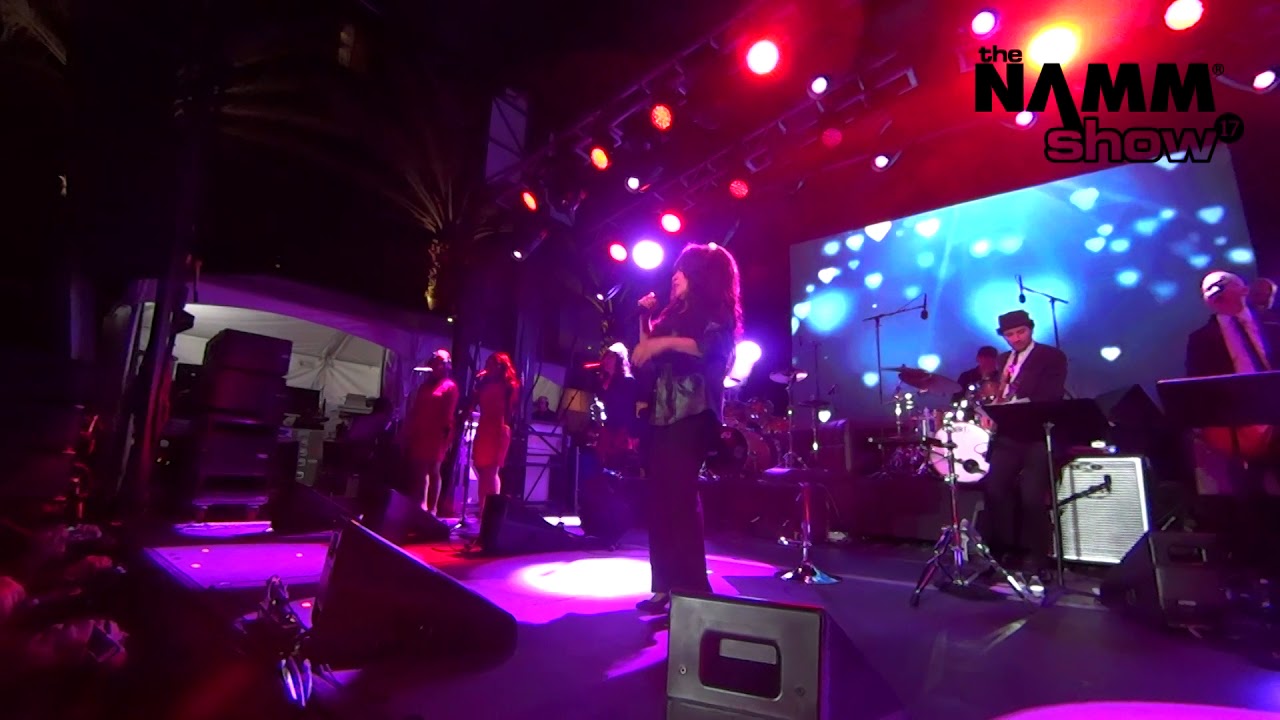 Baby I Love You - Ronnie Spector - LIVE at NAMM 2017
