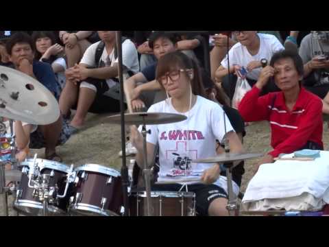 2014/7/6羅小白台中龍富夜市旁爵士鼓表演 JPM-365天﻿