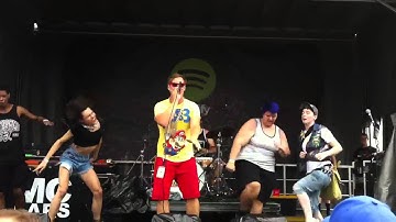 MC Lars - This Gigantic Robot Kills