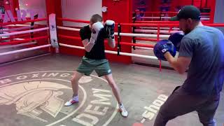 Defending Textbook Combinations | McLeod Scott Boxing