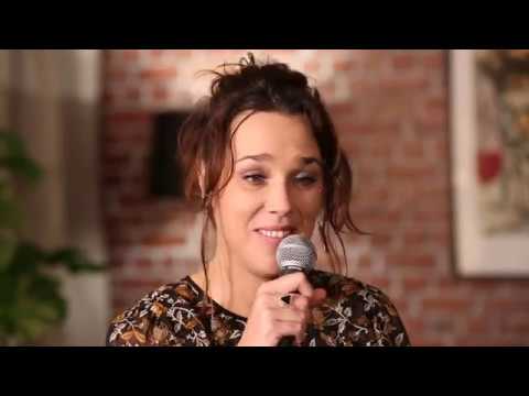 Zaz en live dans Les Lives de l'appart' (concert et interview)